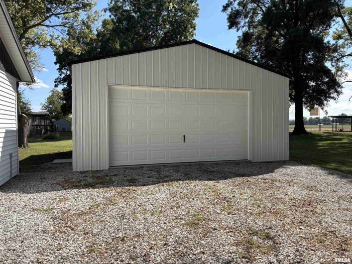 125 JACOB Street, Wolf Lake, Illinois 62998, 3 Bedrooms Bedrooms, 0 ,2 BathroomsBathrooms,Residential,For Sale,JACOB,0,RMAEB459905