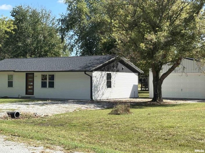 125 JACOB Street, Wolf Lake, Illinois 62998, 3 Bedrooms Bedrooms, 0 ,2 BathroomsBathrooms,Residential,For Sale,JACOB,0,RMAEB459905