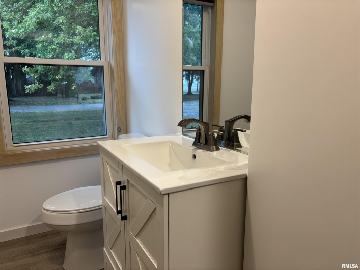 125 JACOB Street, Wolf Lake, Illinois 62998, 3 Bedrooms Bedrooms, 0 ,2 BathroomsBathrooms,Residential,For Sale,JACOB,0,RMAEB459905