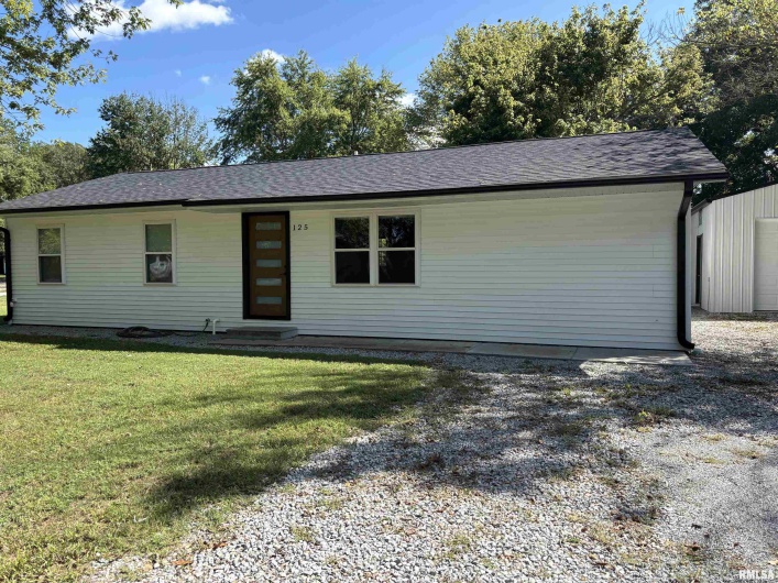 125 JACOB Street, Wolf Lake, Illinois 62998, 3 Bedrooms Bedrooms, 0 ,2 BathroomsBathrooms,Residential,For Sale,JACOB,0,RMAEB459905