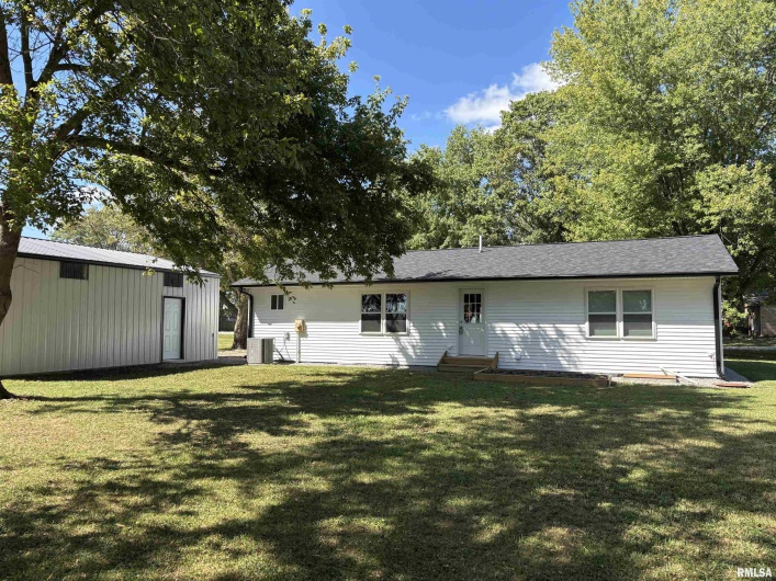 125 JACOB Street, Wolf Lake, Illinois 62998, 3 Bedrooms Bedrooms, 0 ,2 BathroomsBathrooms,Residential,For Sale,JACOB,0,RMAEB459905