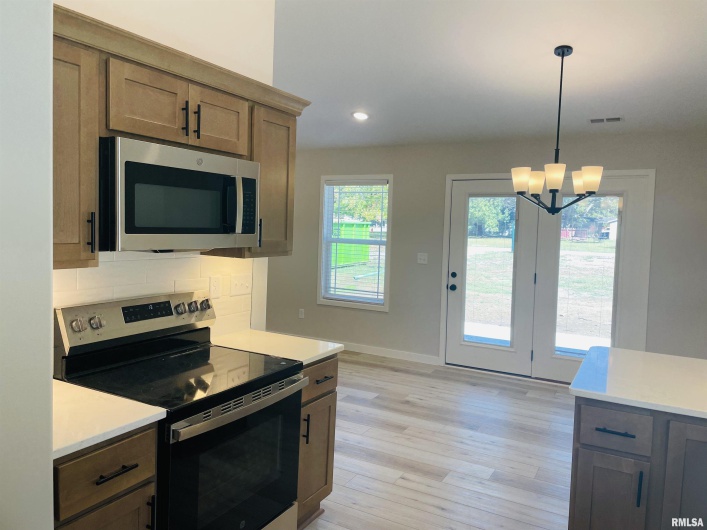 1312 Mack Avenue, Marion, Illinois 62959, 3 Bedrooms Bedrooms, 0 ,2 BathroomsBathrooms,Residential,For Sale,Mack,0,RMAEB459907