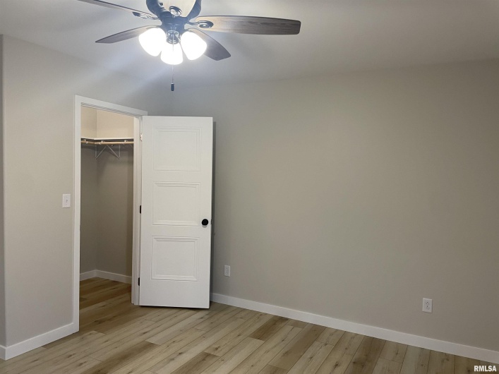 1312 Mack Avenue, Marion, Illinois 62959, 3 Bedrooms Bedrooms, 0 ,2 BathroomsBathrooms,Residential,For Sale,Mack,0,RMAEB459907