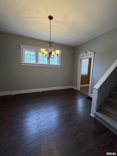 1020 GIRARD Street, Metropolis, Illinois 62960, 4 Bedrooms Bedrooms, 0 ,2 BathroomsBathrooms,Residential,For Sale,GIRARD,0,RMAEB459911