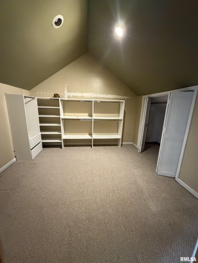 1020 GIRARD Street, Metropolis, Illinois 62960, 4 Bedrooms Bedrooms, 0 ,2 BathroomsBathrooms,Residential,For Sale,GIRARD,0,RMAEB459911
