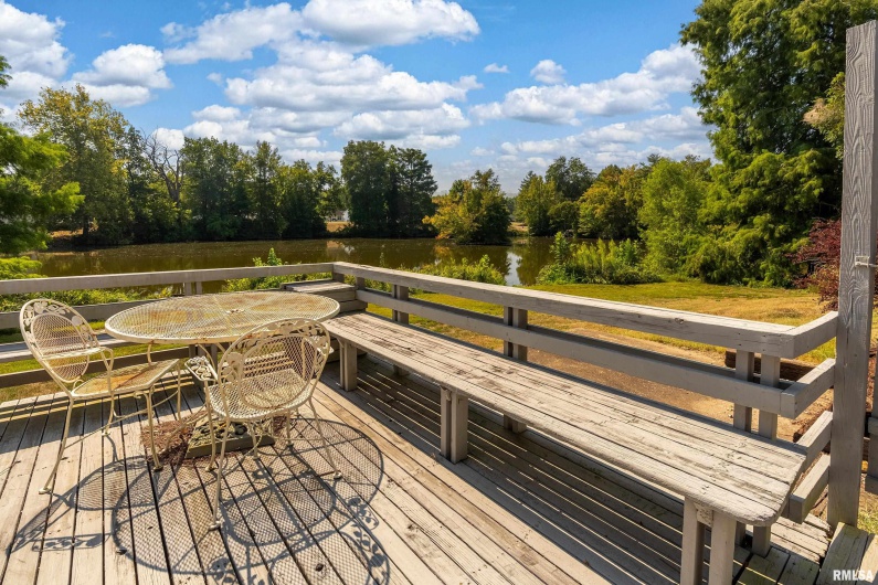1609 Tina Drive, Murphysboro, Illinois 62966-6147, 4 Bedrooms Bedrooms, 0 ,3 BathroomsBathrooms,Residential,For Sale,Tina,0,RMAEB459913
