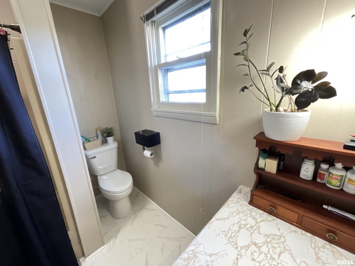25 MICHIGAN Street, Harrisburg, Illinois 62946, 2 Bedrooms Bedrooms, 0 ,2 BathroomsBathrooms,Residential,For Sale,MICHIGAN,0,RMAEB459245