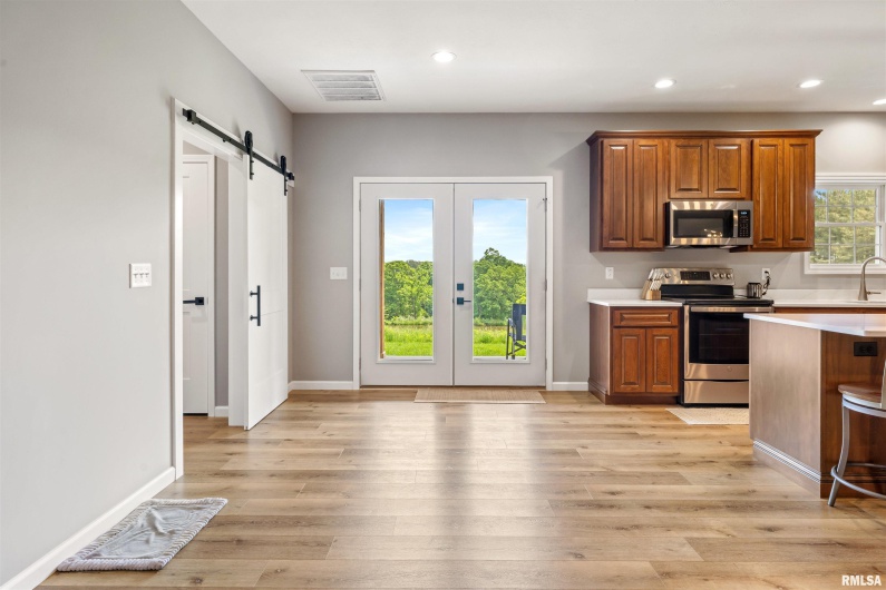 142 OAK Road, Harrisburg, Illinois 62946, 3 Bedrooms Bedrooms, 0 ,2 BathroomsBathrooms,Residential,For Sale,OAK,0,RMACA1036500