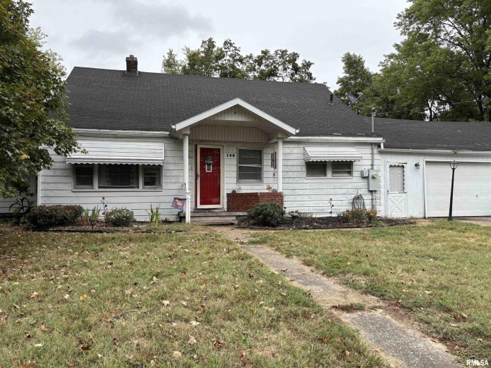 122 CENTER Street, Anna, Illinois 62906, 4 Bedrooms Bedrooms, 0 ,1 BathroomBathrooms,Residential,For Sale,CENTER,0,RMAEB459916