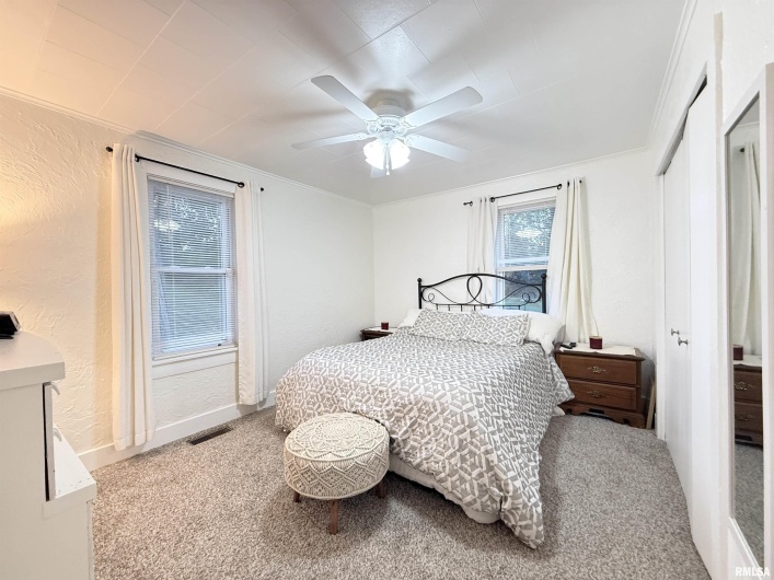 603 8TH Street, Murphysboro, Illinois 62966, 2 Bedrooms Bedrooms, 0 ,1 BathroomBathrooms,Residential,For Sale,8TH,0,RMAEB459917