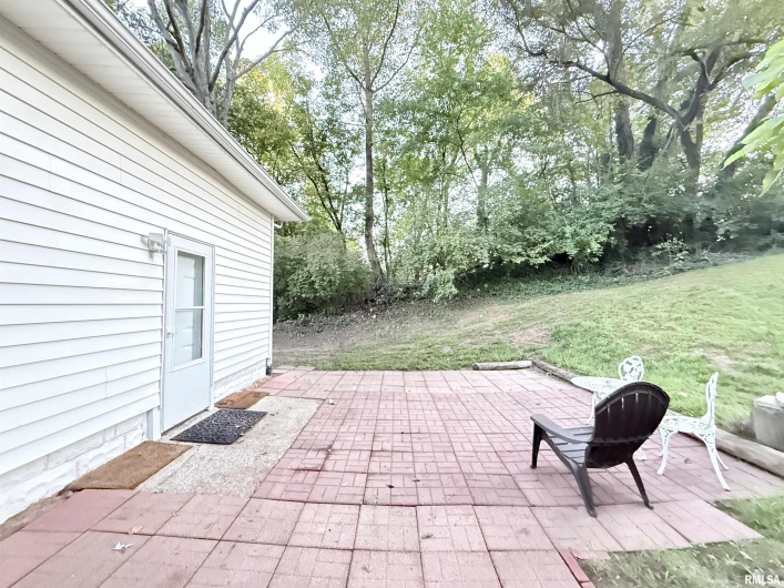 603 8TH Street, Murphysboro, Illinois 62966, 2 Bedrooms Bedrooms, 0 ,1 BathroomBathrooms,Residential,For Sale,8TH,0,RMAEB459917