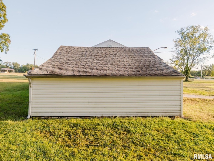 16830 Route 37 Highway, Johnston City, Illinois 62951, 2 Bedrooms Bedrooms, 0 ,1 BathroomBathrooms,Residential,For Sale,Route 37,0,RMAEB459918