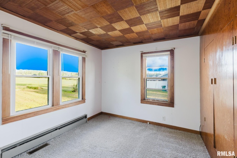 16830 Route 37 Highway, Johnston City, Illinois 62951, 2 Bedrooms Bedrooms, 0 ,1 BathroomBathrooms,Residential,For Sale,Route 37,0,RMAEB459918