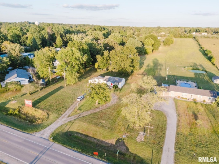 16830 Route 37 Highway, Johnston City, Illinois 62951, 2 Bedrooms Bedrooms, 0 ,1 BathroomBathrooms,Residential,For Sale,Route 37,0,RMAEB459918