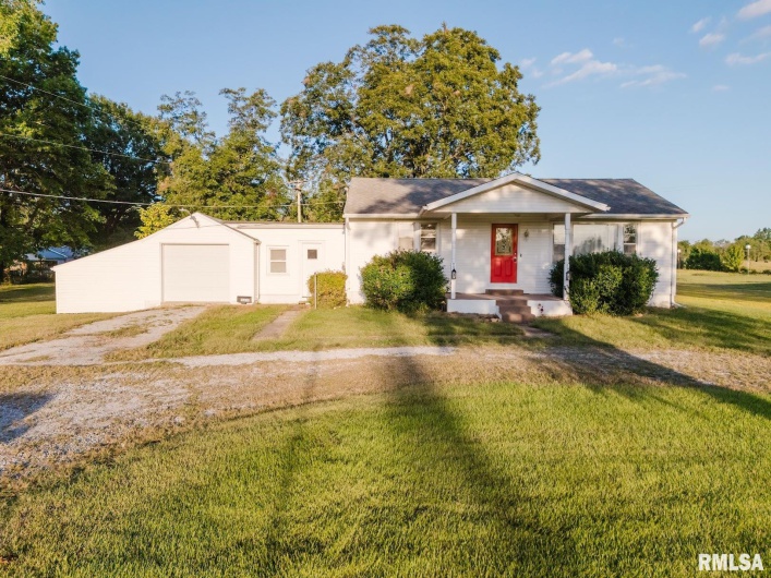 16830 Route 37 Highway, Johnston City, Illinois 62951, 2 Bedrooms Bedrooms, 0 ,1 BathroomBathrooms,Residential,For Sale,Route 37,0,RMAEB459918