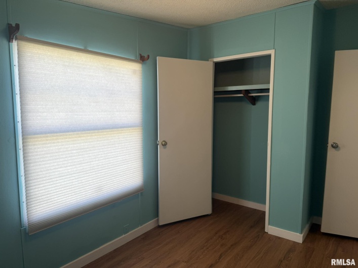 1215 FERRY Street, Metropolis, Illinois 62960, 3 Bedrooms Bedrooms, 0 ,2 BathroomsBathrooms,Residential,For Sale,FERRY,0,RMAEB459928