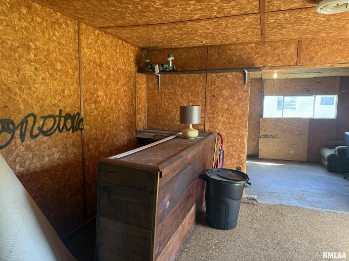 1215 FERRY Street, Metropolis, Illinois 62960, 3 Bedrooms Bedrooms, 0 ,2 BathroomsBathrooms,Residential,For Sale,FERRY,0,RMAEB459928