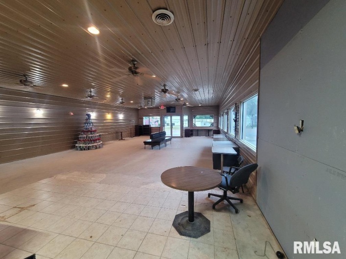 214 MAIN Street, Elizabethtown, Illinois 62931, 0 , 0 ,0,Commercial Sale,For Sale,MAIN,0,RMAEB459932