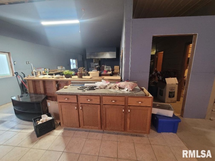 214 MAIN Street, Elizabethtown, Illinois 62931, 0 , 0 ,0,Commercial Sale,For Sale,MAIN,0,RMAEB459932