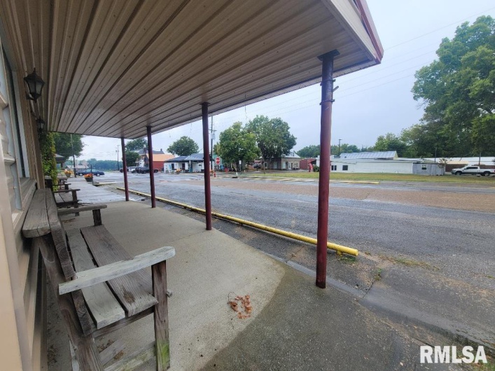 214 MAIN Street, Elizabethtown, Illinois 62931, 0 , 0 ,0,Commercial Sale,For Sale,MAIN,0,RMAEB459932