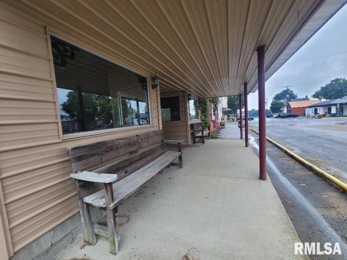 214 MAIN Street, Elizabethtown, Illinois 62931, 0 , 0 ,0,Commercial Sale,For Sale,MAIN,0,RMAEB459932