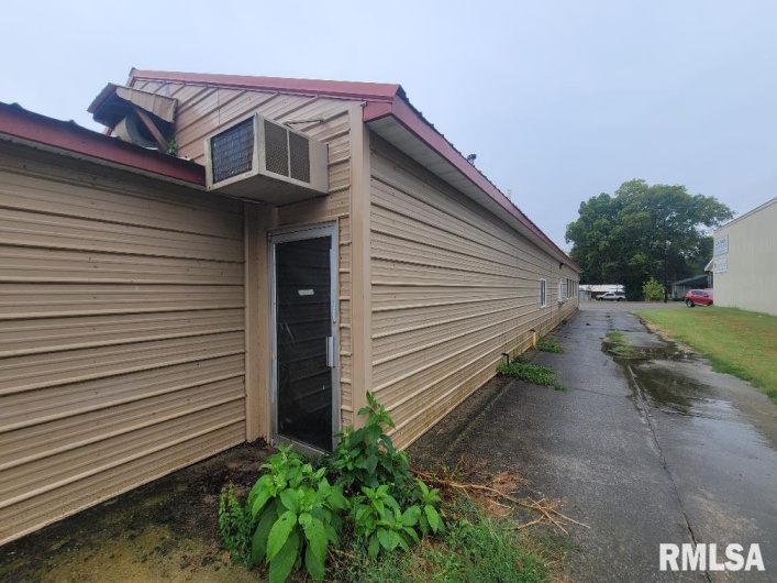 214 MAIN Street, Elizabethtown, Illinois 62931, 0 , 0 ,0,Commercial Sale,For Sale,MAIN,0,RMAEB459932