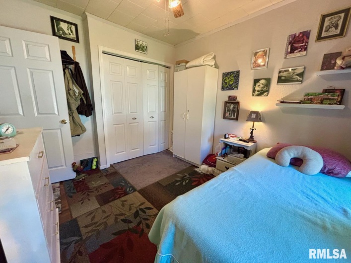 104 WALKER Street, Cobden, Illinois 62920, 2 Bedrooms Bedrooms, 0 ,1 BathroomBathrooms,Residential,For Sale,WALKER,0,RMAEB459938