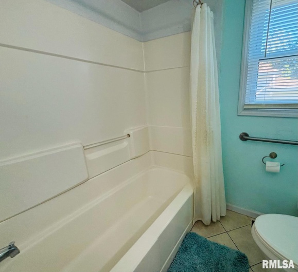 104 WALKER Street, Cobden, Illinois 62920, 2 Bedrooms Bedrooms, 0 ,1 BathroomBathrooms,Residential,For Sale,WALKER,0,RMAEB459938