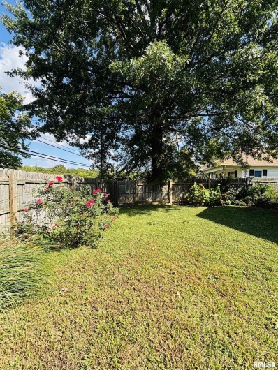 104 WALKER Street, Cobden, Illinois 62920, 2 Bedrooms Bedrooms, 0 ,1 BathroomBathrooms,Residential,For Sale,WALKER,0,RMAEB459938