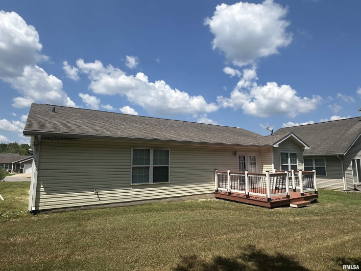 2020 Creekwood Drive, Carbondale, Illinois 62901, 3 Bedrooms Bedrooms, 0 ,2 BathroomsBathrooms,Residential,For Sale,Creekwood,0,RMAEB459203