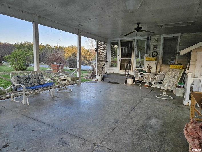 13675 Highway 45, Ozark, Illinois 62972, 4 Bedrooms Bedrooms, 0 ,1 BathroomBathrooms,Residential,For Sale,Highway 45,0,RMAEB459942
