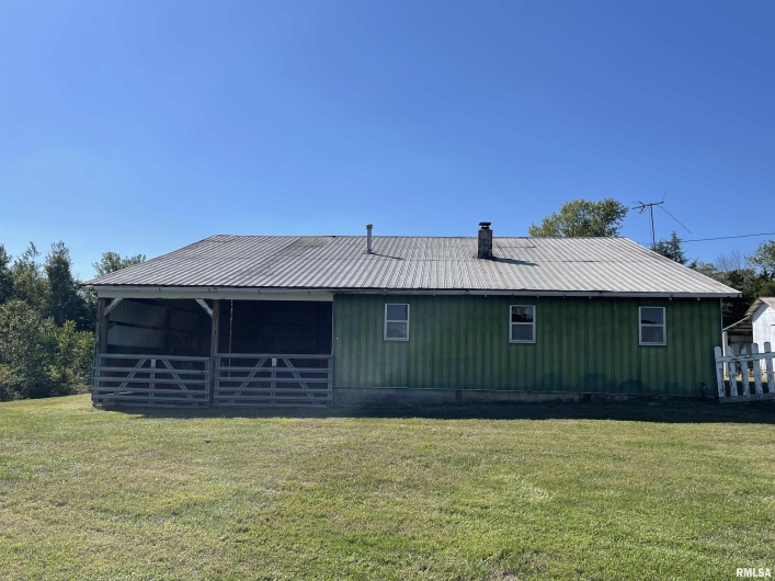 13675 Highway 45, Ozark, Illinois 62972, 4 Bedrooms Bedrooms, 0 ,1 BathroomBathrooms,Residential,For Sale,Highway 45,0,RMAEB459942