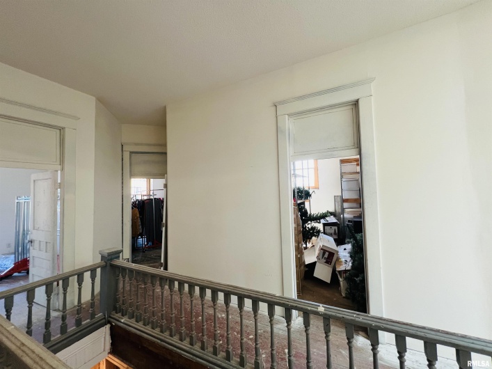 305 MAIN Street, Marion, Illinois 62959, 0 , 0 ,0,Commercial Sale,For Sale,MAIN,0,RMAEB459946
