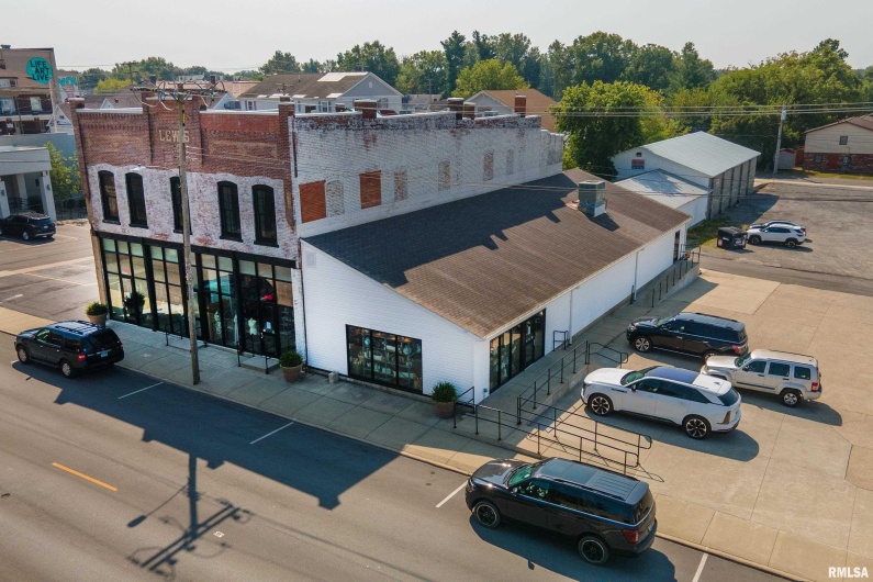 305 MAIN Street, Marion, Illinois 62959, 0 , 0 ,0,Commercial Sale,For Sale,MAIN,0,RMAEB459946