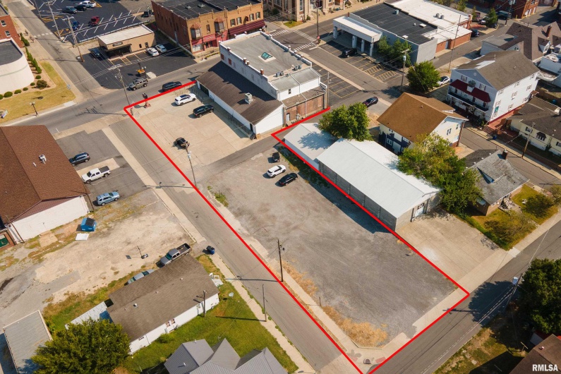 305 MAIN Street, Marion, Illinois 62959, 0 , 0 ,0,Commercial Sale,For Sale,MAIN,0,RMAEB459946