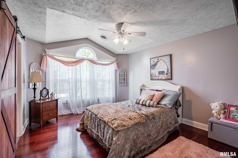 2532 Tyler Bridge Road, Creal Springs, Illinois 62922, 4 Bedrooms Bedrooms, 0 ,3 BathroomsBathrooms,Residential,For Sale,Tyler Bridge,0,RMAQC4267926
