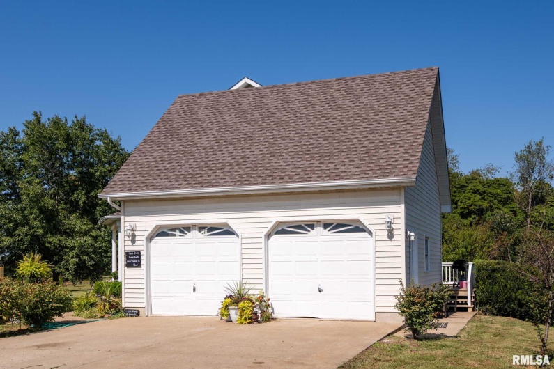 2532 Tyler Bridge Road, Creal Springs, Illinois 62922, 4 Bedrooms Bedrooms, 0 ,3 BathroomsBathrooms,Residential,For Sale,Tyler Bridge,0,RMAQC4267926