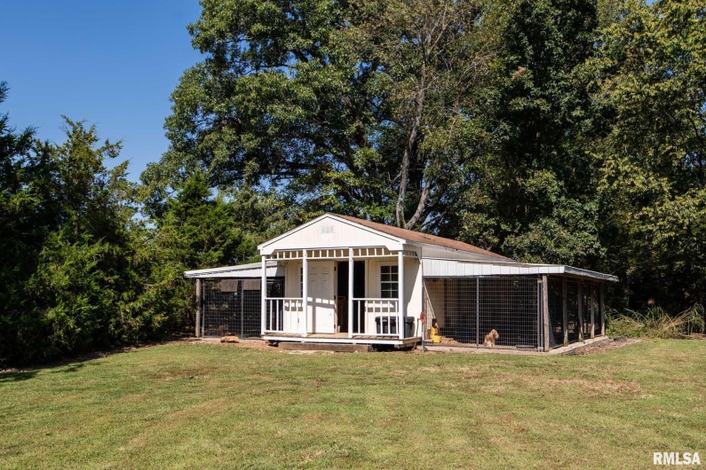 2532 Tyler Bridge Road, Creal Springs, Illinois 62922, 4 Bedrooms Bedrooms, 0 ,3 BathroomsBathrooms,Residential,For Sale,Tyler Bridge,0,RMAQC4267926