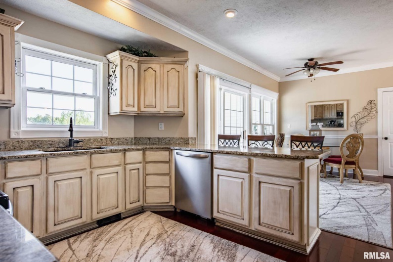 2532 Tyler Bridge Road, Creal Springs, Illinois 62922, 4 Bedrooms Bedrooms, 0 ,3 BathroomsBathrooms,Residential,For Sale,Tyler Bridge,0,RMAQC4267926