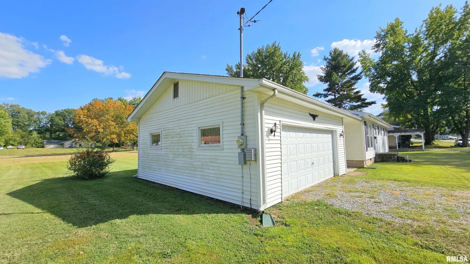 520 27TH Street, Herrin, Illinois 62948, 3 Bedrooms Bedrooms, 0 ,1 BathroomBathrooms,Residential,For Sale,27TH,0,RMAEB459950