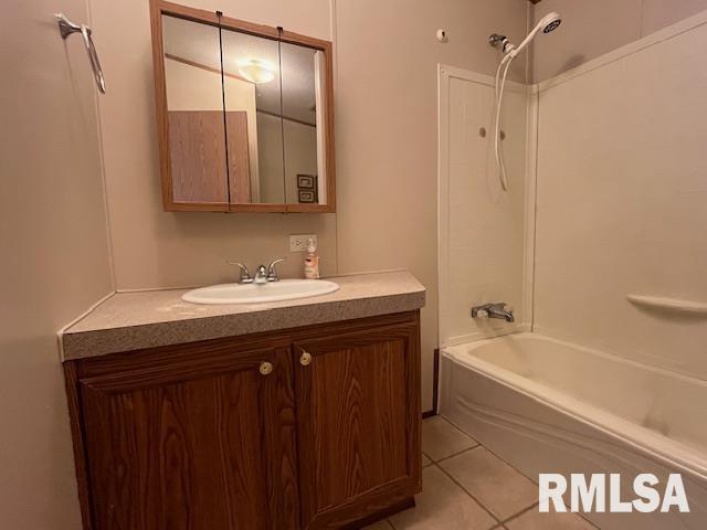 3106 STEWART Lane, Marion, Illinois 62959, 4 Bedrooms Bedrooms, 0 ,2 BathroomsBathrooms,Residential,For Sale,STEWART,0,RMAEB459953
