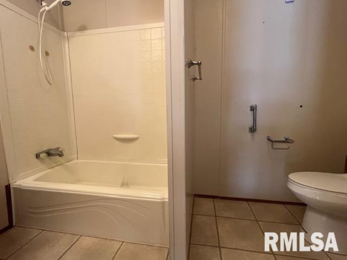 3106 STEWART Lane, Marion, Illinois 62959, 4 Bedrooms Bedrooms, 0 ,2 BathroomsBathrooms,Residential,For Sale,STEWART,0,RMAEB459953