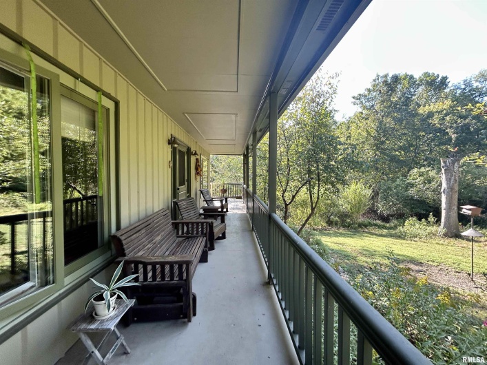 50 Hawthorn Hollow Road, Carbondale, Illinois 62903, 3 Bedrooms Bedrooms, 0 ,3 BathroomsBathrooms,Residential,For Sale,Hawthorn Hollow,0,RMAEB459959