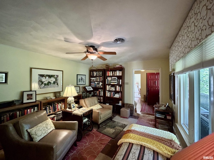 50 Hawthorn Hollow Road, Carbondale, Illinois 62903, 3 Bedrooms Bedrooms, 0 ,3 BathroomsBathrooms,Residential,For Sale,Hawthorn Hollow,0,RMAEB459959