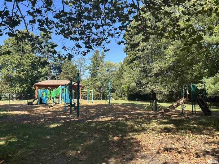 50 Hawthorn Hollow Road, Carbondale, Illinois 62903, 3 Bedrooms Bedrooms, 0 ,3 BathroomsBathrooms,Residential,For Sale,Hawthorn Hollow,0,RMAEB459959