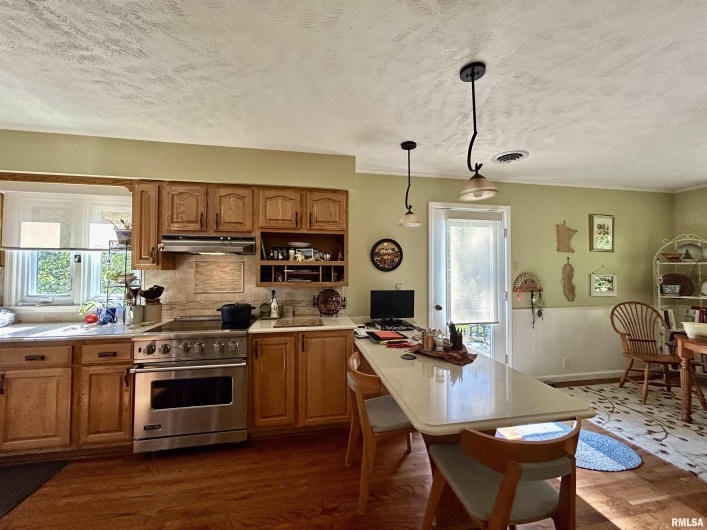50 Hawthorn Hollow Road, Carbondale, Illinois 62903, 3 Bedrooms Bedrooms, 0 ,3 BathroomsBathrooms,Residential,For Sale,Hawthorn Hollow,0,RMAEB459959