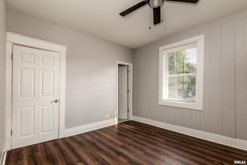 609 POPLAR Street, Carbondale, Illinois 62901, 6 Bedrooms Bedrooms, 0 ,5 BathroomsBathrooms,Residential,For Sale,POPLAR,0,RMAEB459957