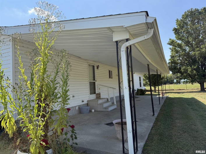 115 MOUNT JOY Road, Murphysboro, Illinois 62966, 3 Bedrooms Bedrooms, 0 ,2 BathroomsBathrooms,Residential,For Sale,MOUNT JOY,0,RMAEB459958