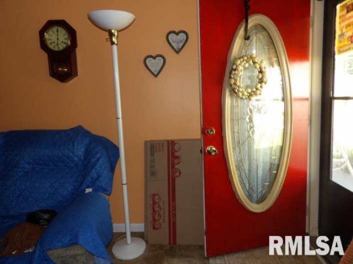 205 WASHINGTON Street, Carrier Mills, Illinois 62917, 3 Bedrooms Bedrooms, 0 ,1 BathroomBathrooms,Residential,For Sale,WASHINGTON,0,RMAEB459961