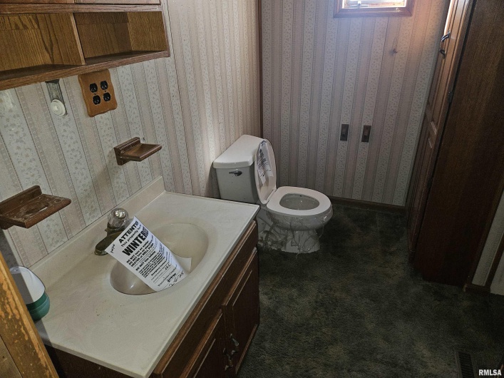 1105 Organ Street, Eldorado, Illinois 62930, 2 Bedrooms Bedrooms, 0 ,1 BathroomBathrooms,Residential,For Sale,Organ,0,RMAEB459962